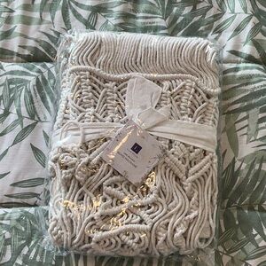 Elegant Cream Macramé Curtain